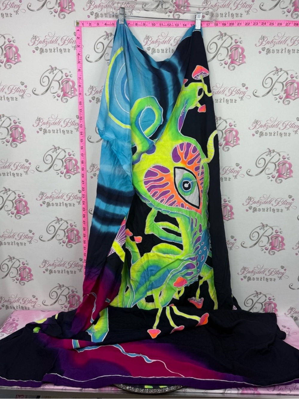 Tapestry wall art mushroom Vibrant Neon Chameleon Wall Hanging / Tapestry